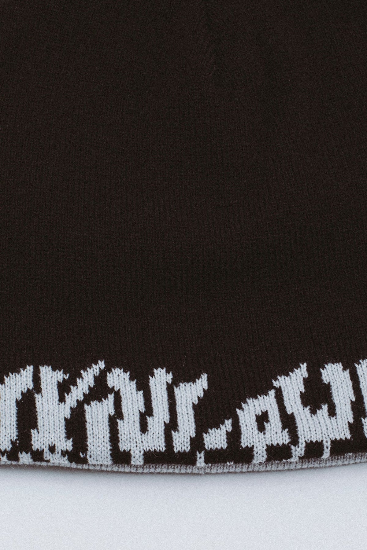 FA Skateboards - Reversible Skully Beanie - White/Black